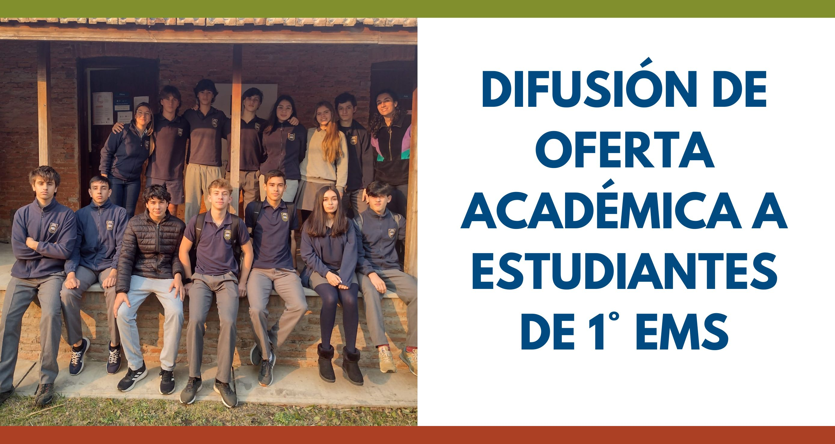 Visita del Colegio Fray Bentos a Casa Universitaria